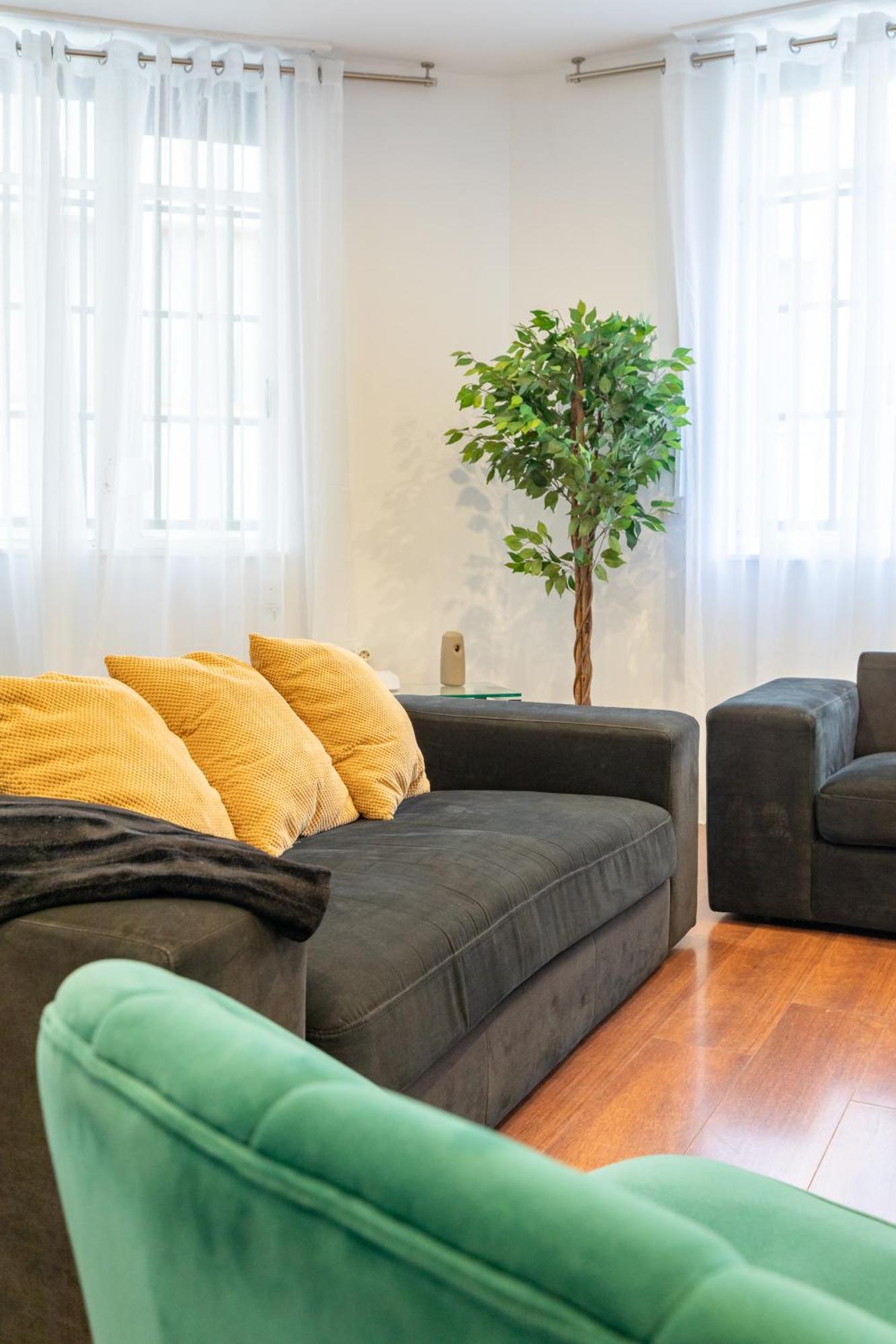 Travel Habitat Teatro Principal Apartment Valencia Luaran gambar